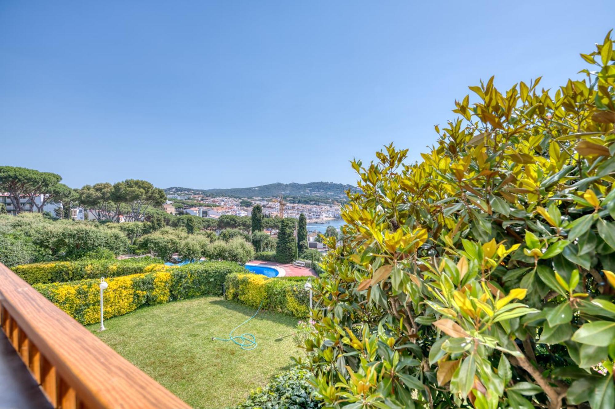 Appartamento Panoramic Sea Views Calella De Palafrugell Esterno foto